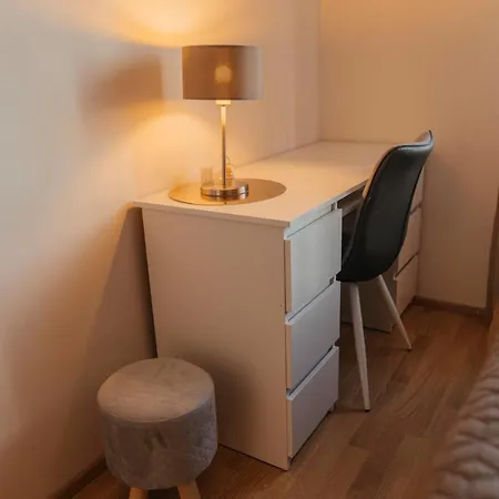 Modern Family In A Beautiful Park Area Apartman *