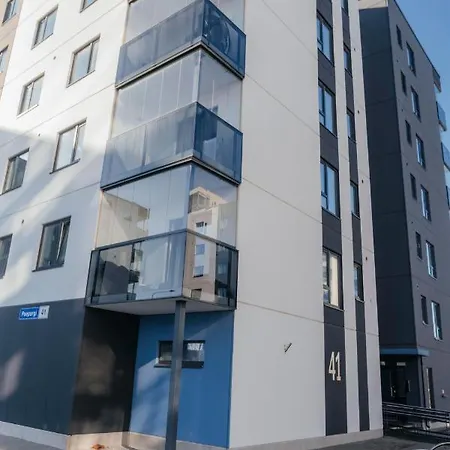 Apartment Modern Family In A Beautiful Park Area
