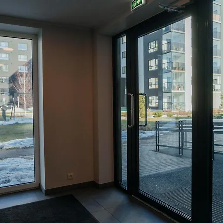 Modern Family In A Beautiful Park Area Apartman *