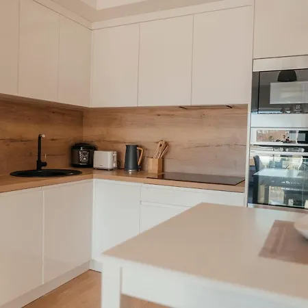 Appartement Modern Family In A Beautiful Park Area